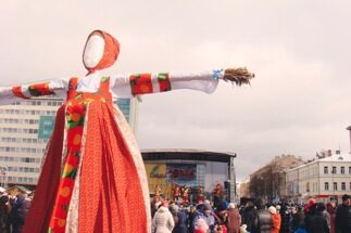 Фольклорный ансамбль Москва на масленицу.Русский народный ансамбль Москва на масленицу.